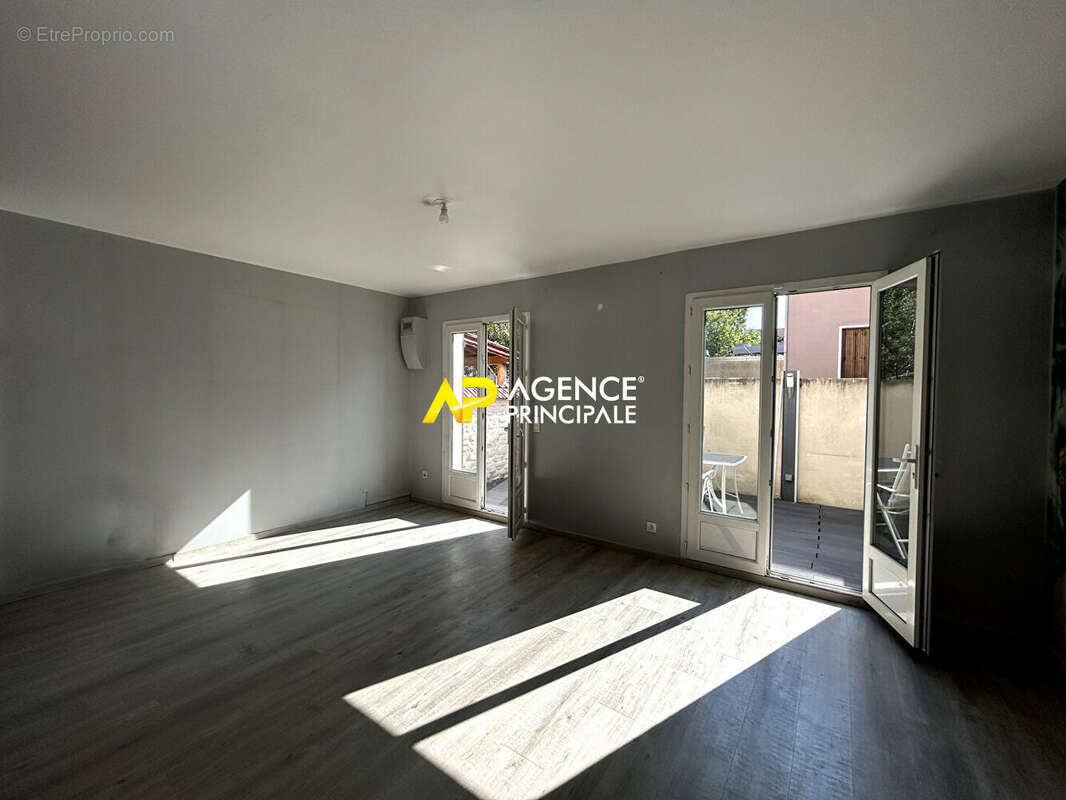 BEZONS _ Maison de ville 5 pièces 104 m2 - photo 4