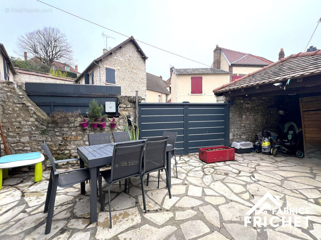 Maison à BENNECOURT