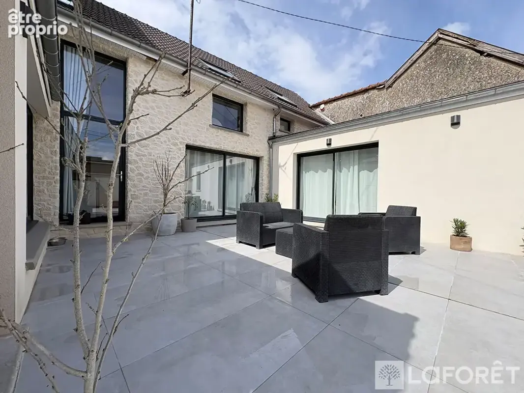 A Vendre, Maison, 3 chambres, Confort de plain pied, parking, Caves champenoises, Terrasse - photo 8