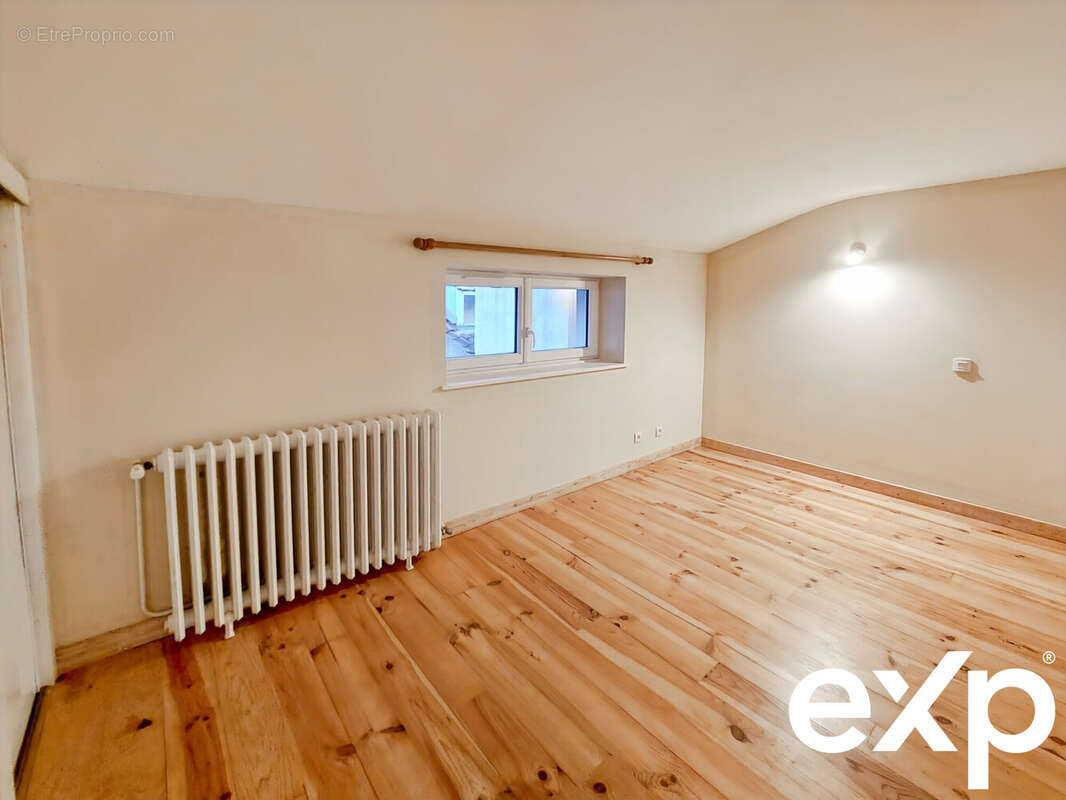 Maison à VILLEFRANCHE-SUR-SAONE