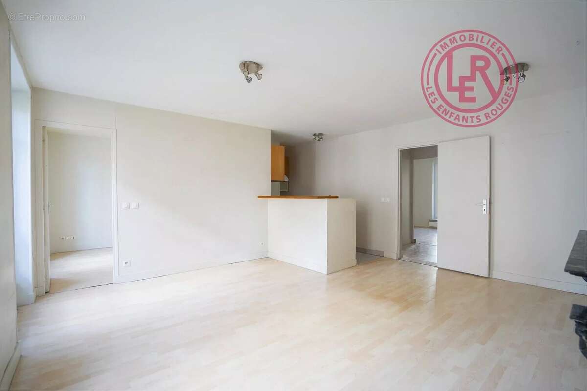 Appartement à PARIS-11E