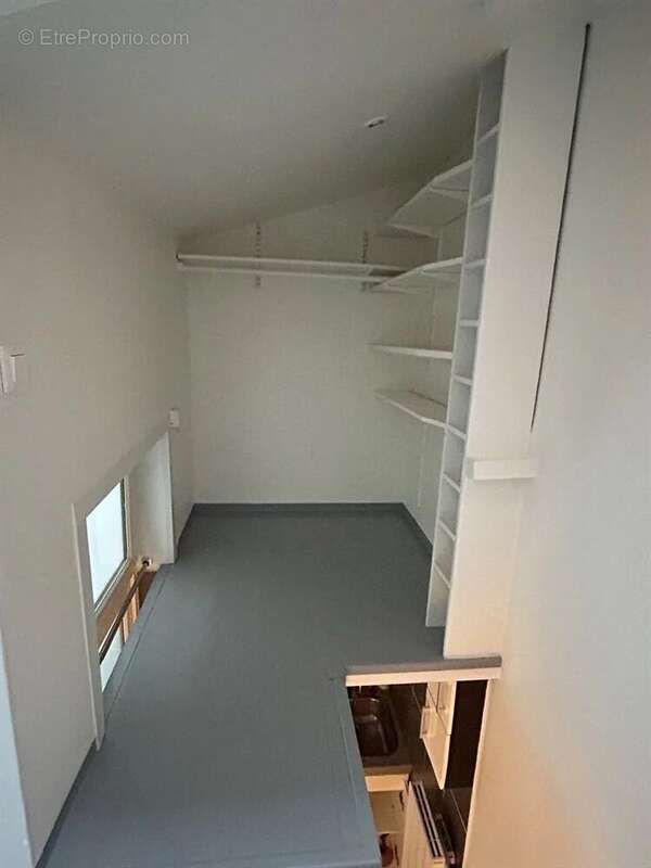 LOCAL pour pied à terre ou bureau - photo 5