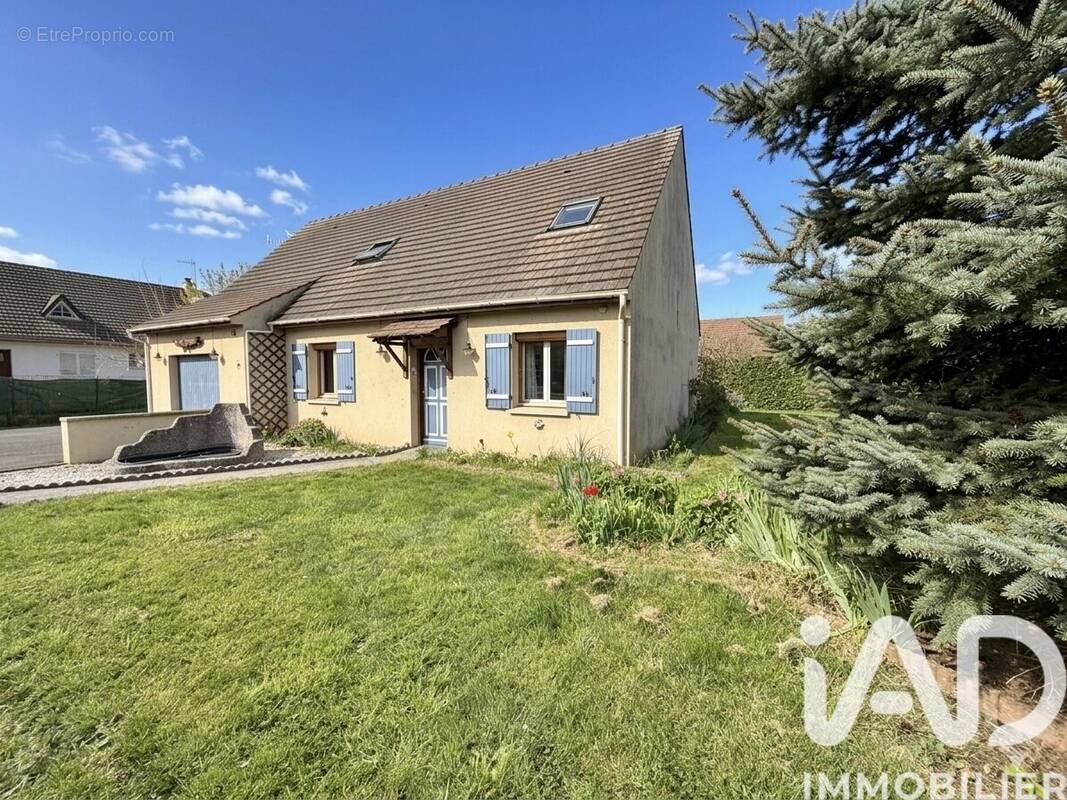 Photo 1 - Maison à VILLERS-COTTERETS