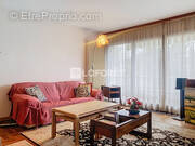 Appartement à L&#039;HAY-LES-ROSES