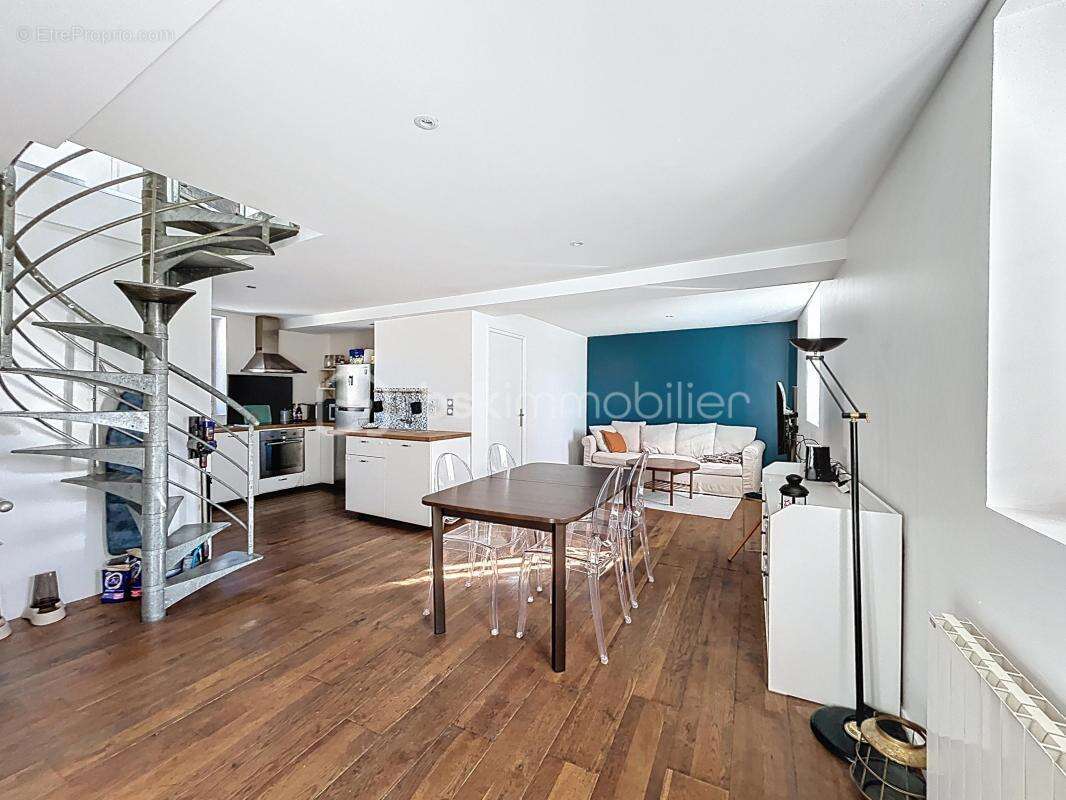 Maison à CORBEIL-ESSONNES