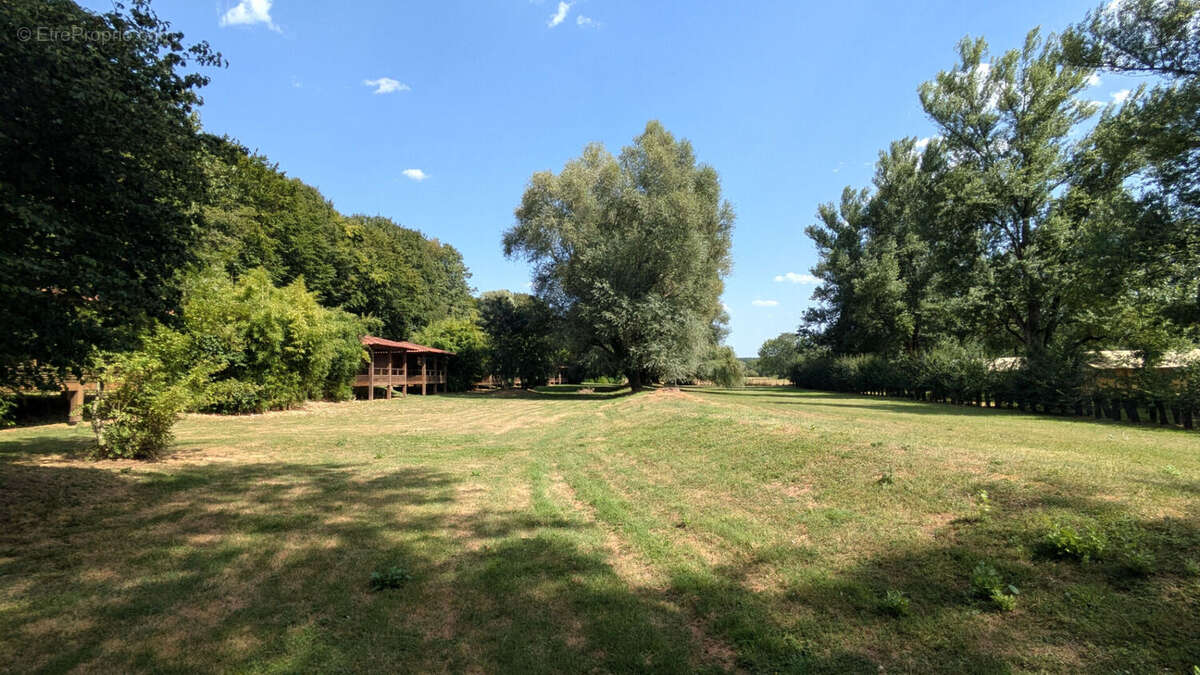 Maison à CIVRAY