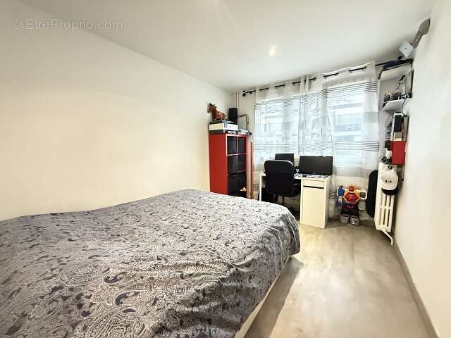 Appartement à MAISONS-ALFORT