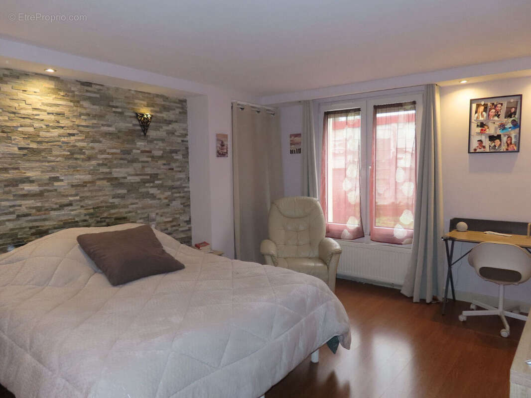 Photo 9 - Maison à REBAIS