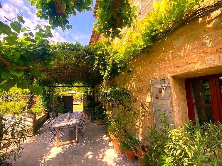 Maison à SAINT-MARTIN-DE-CASTILLON