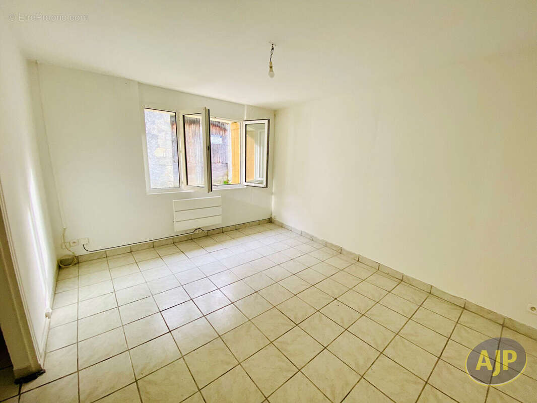 Maison à LESPARRE-MEDOC