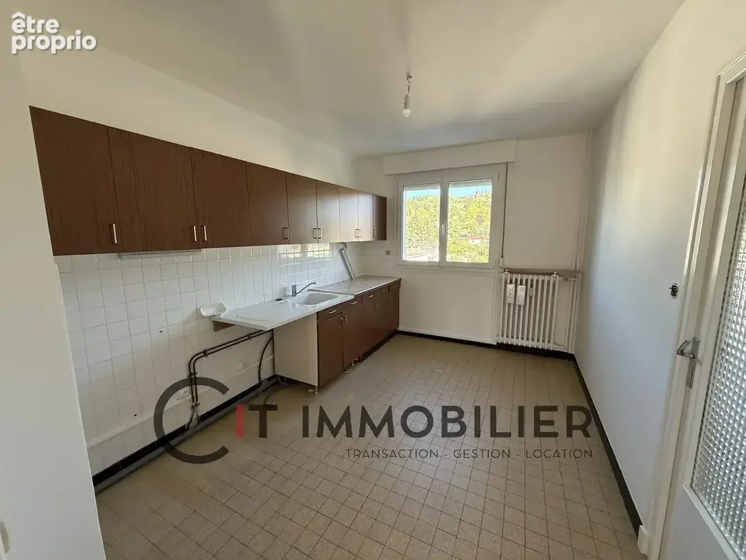 Appartement t3 la tour du pin - photo 3