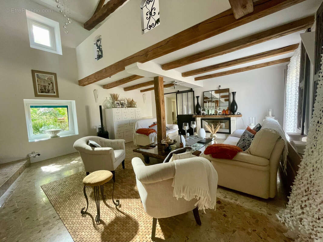 Maison à FROSSAY