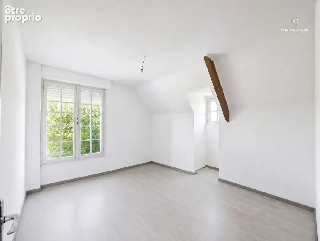 Maison familiale de 161 m² avec terrain de 1 942 m² à vendre à Saint-Jouan-des-Guérets - photo 11
