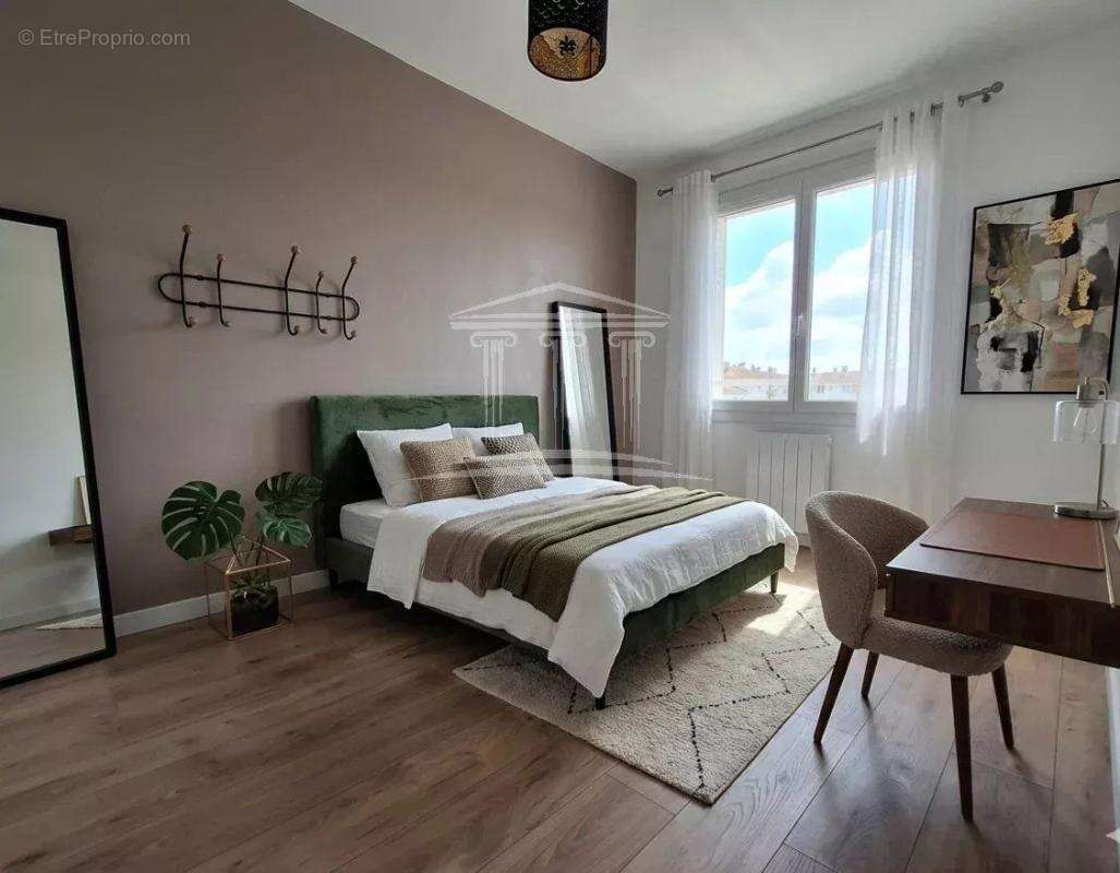 Appartement à SORGUES