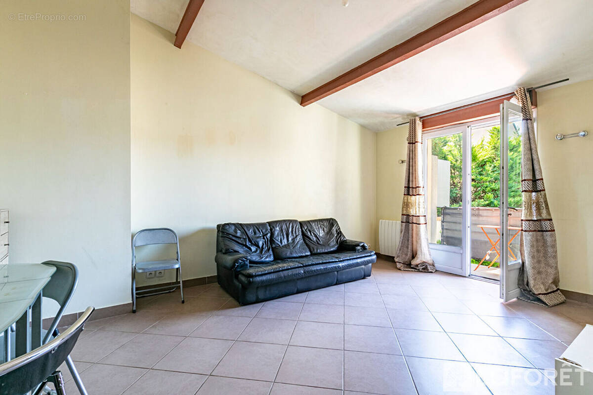 Appartement à IVRY-SUR-SEINE