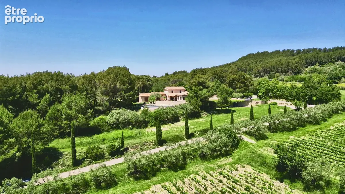 Ventoux   Domaine viticole de renom sur 18 ha - intimiste et vue dominante - photo 10