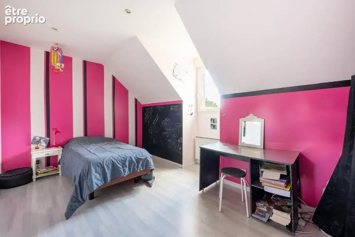 Maison à vendre 8 pièces  (78) - photo 7