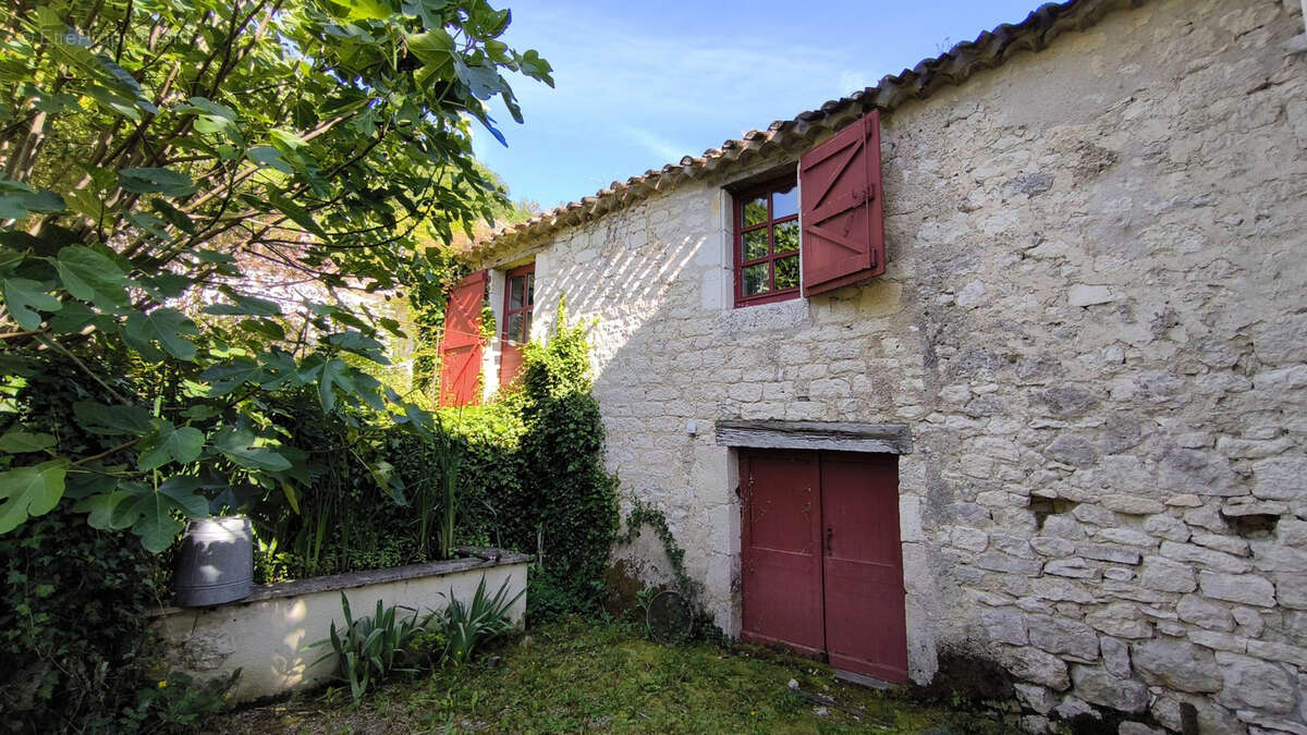 Maison à BAGAT-EN-QUERCY