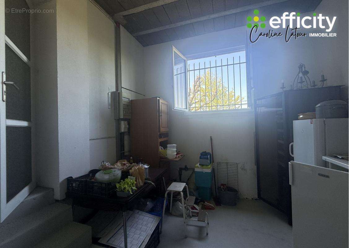 Maison à MONTROND-LES-BAINS