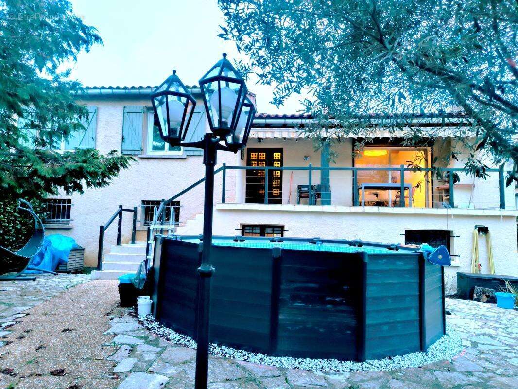 Maison à MONTAZELS