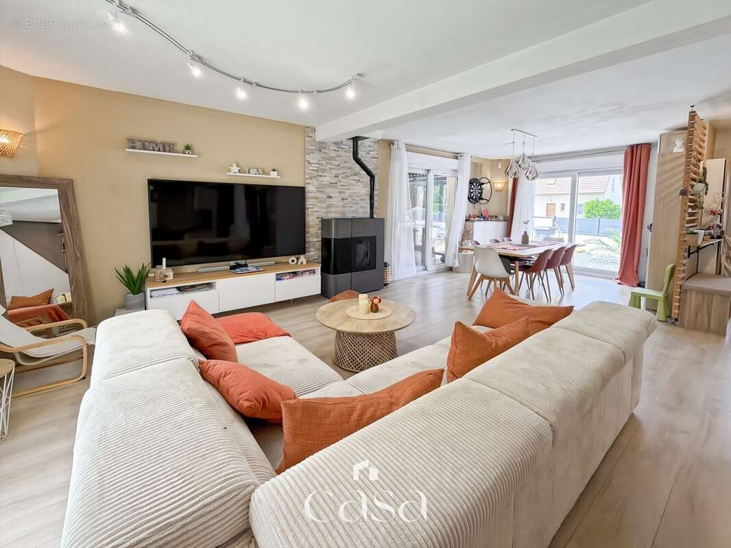 Maison 140 m² à Mondeville  - photo 2