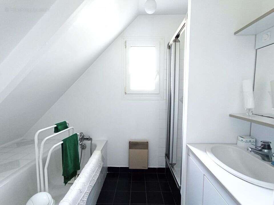 Maison à BIEVILLE-BEUVILLE