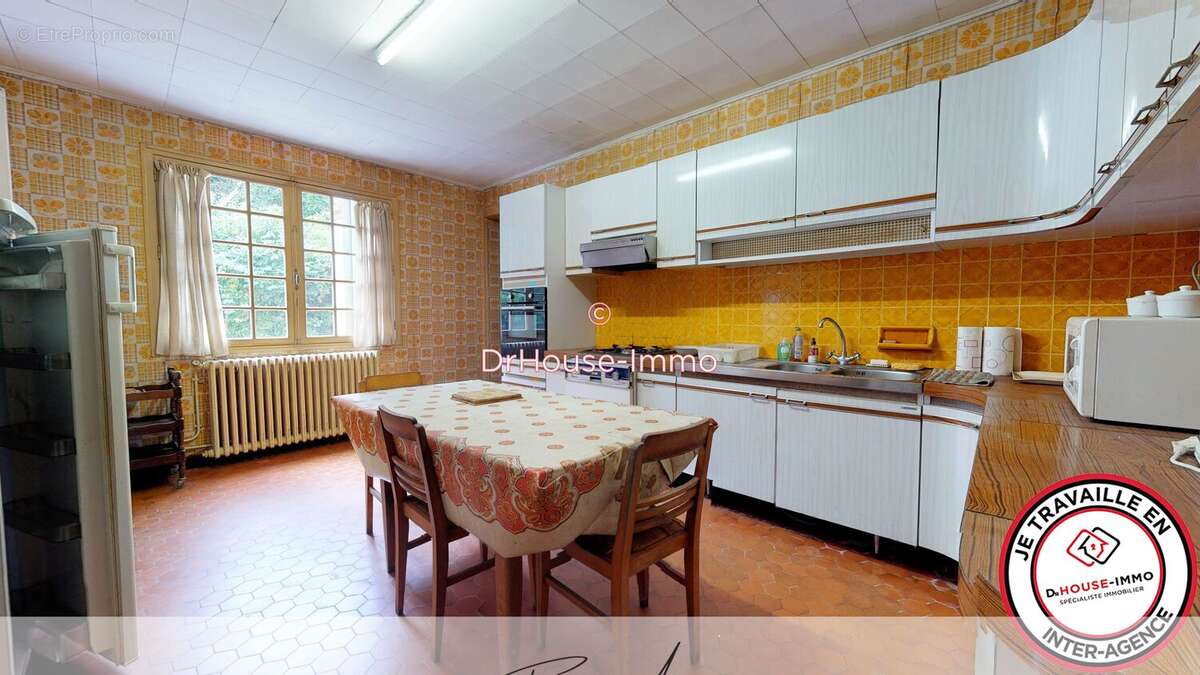 Maison 259 m² à Lugon-Et-L'ile-Du-Carnay  - photo 5