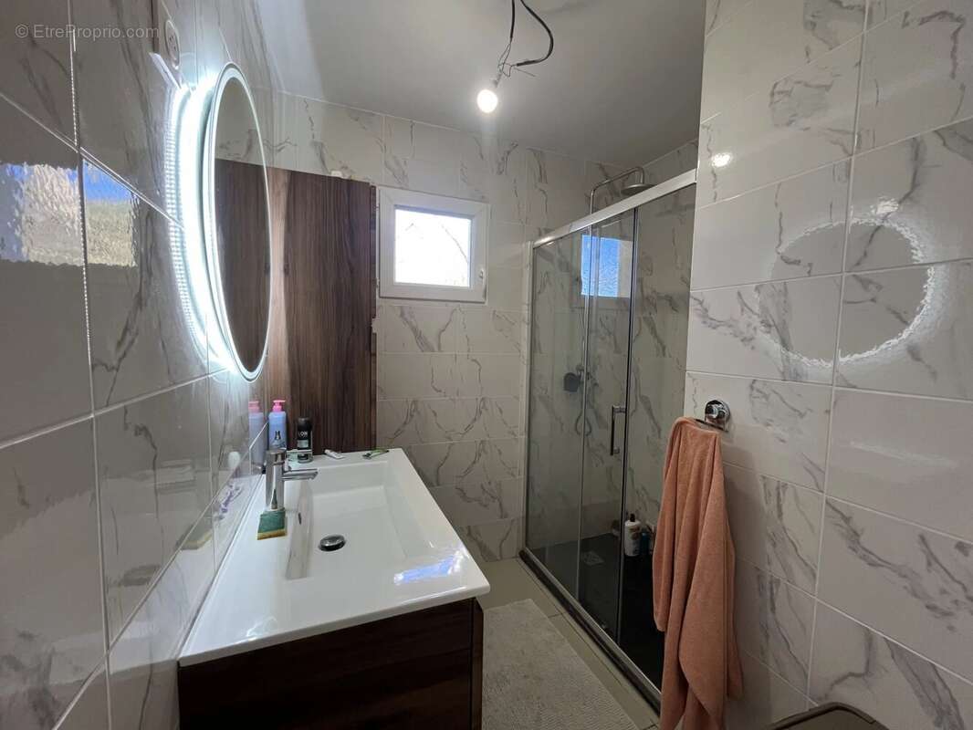 Maison à VILLEFRANCHE-DU-QUEYRAN