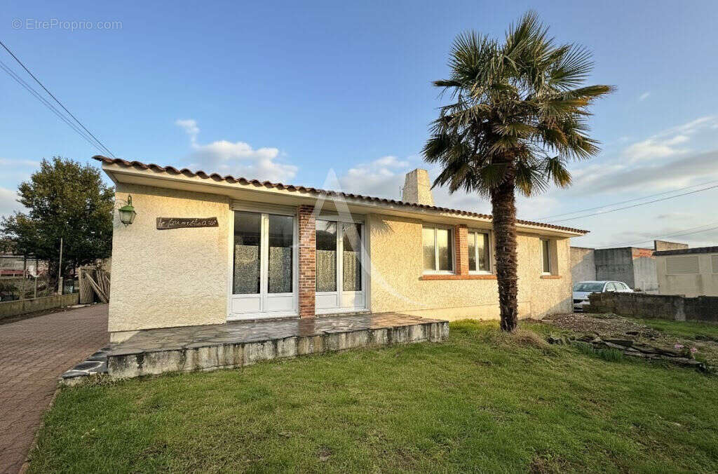 Maison Coex 6 pièce(s) 123 m2 - photo 2