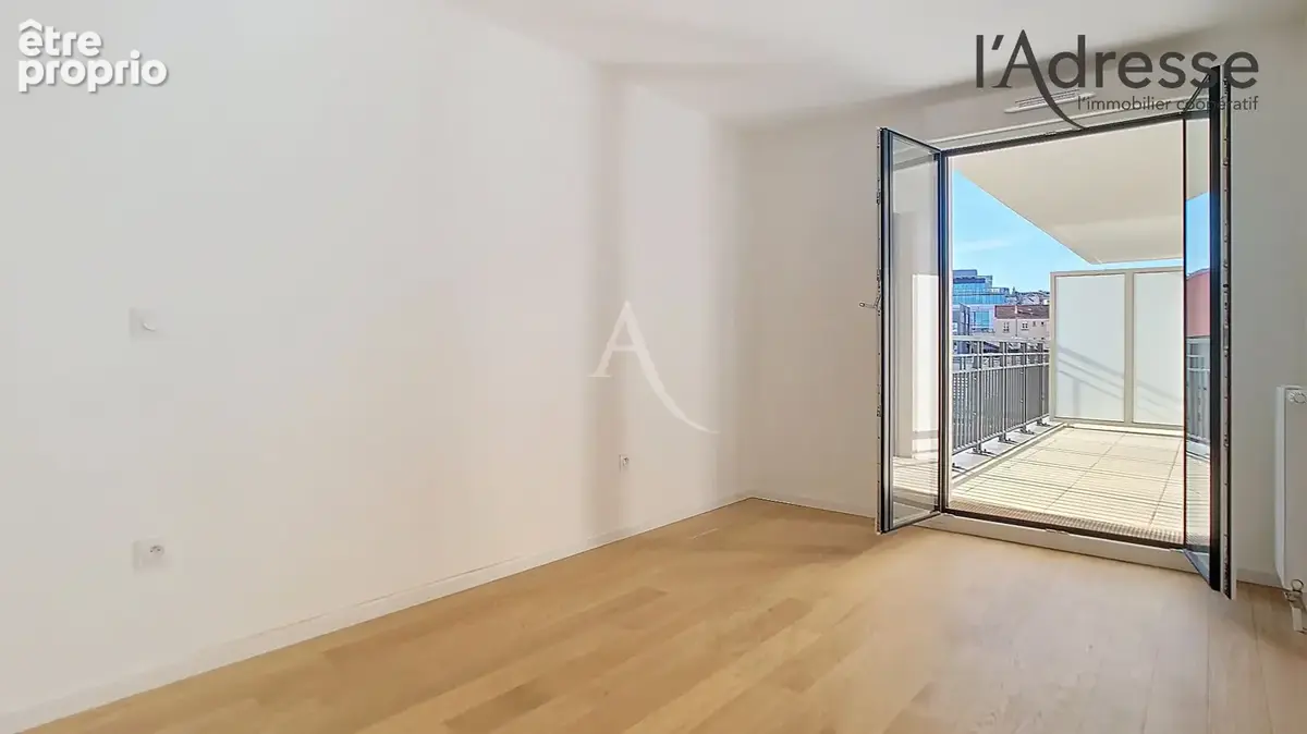 Appartement FRANCO SUISSE Suresnes (quartier Belvédère) 3 pièce(s) 61 m2 avec terrasse 8m² et parking boxé - photo 10