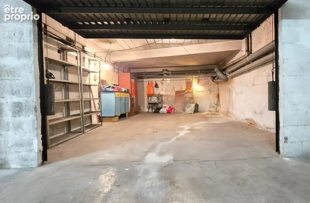 Photo Parking à Menton au prix de 75 000€