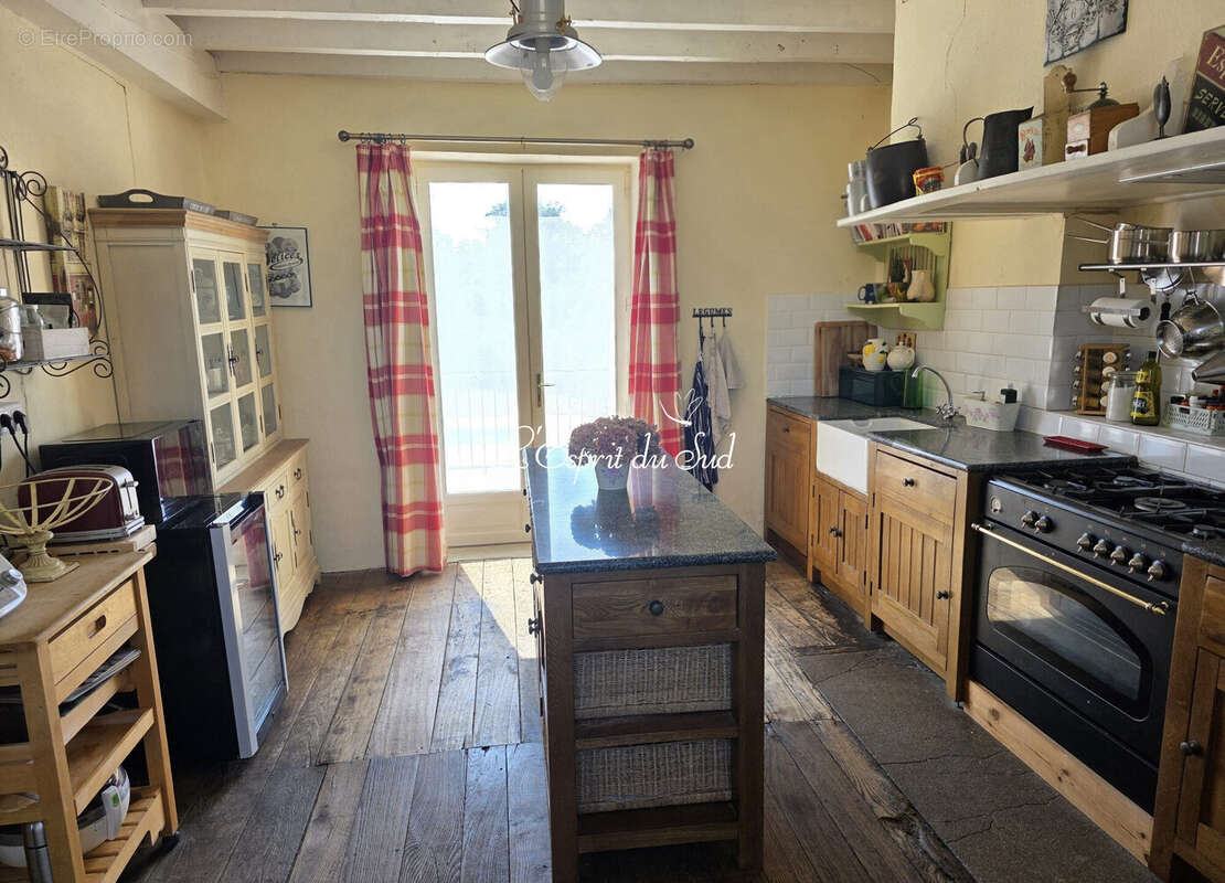 Maison 161 m² à Montbazens  - photo 6