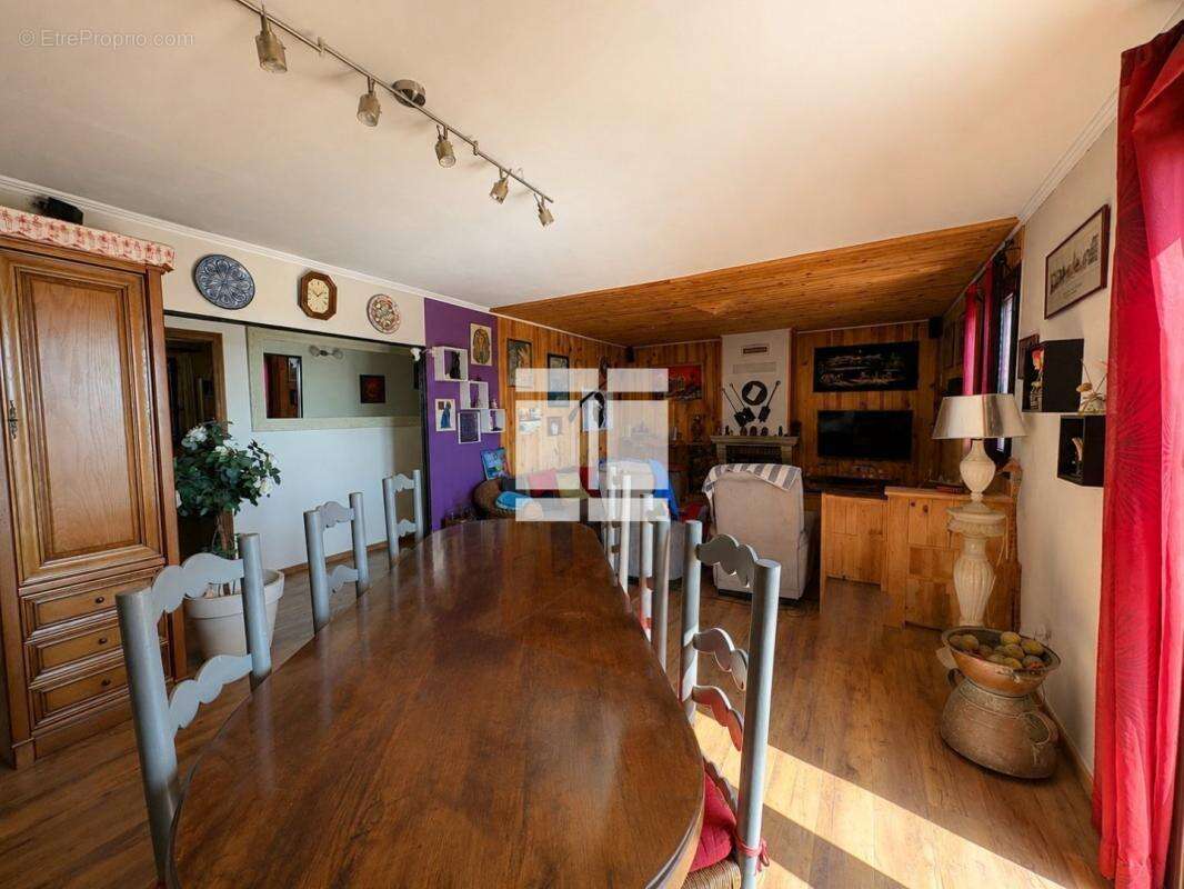 Maison de 152m2 avec un terrain de 2905m2 - photo 4