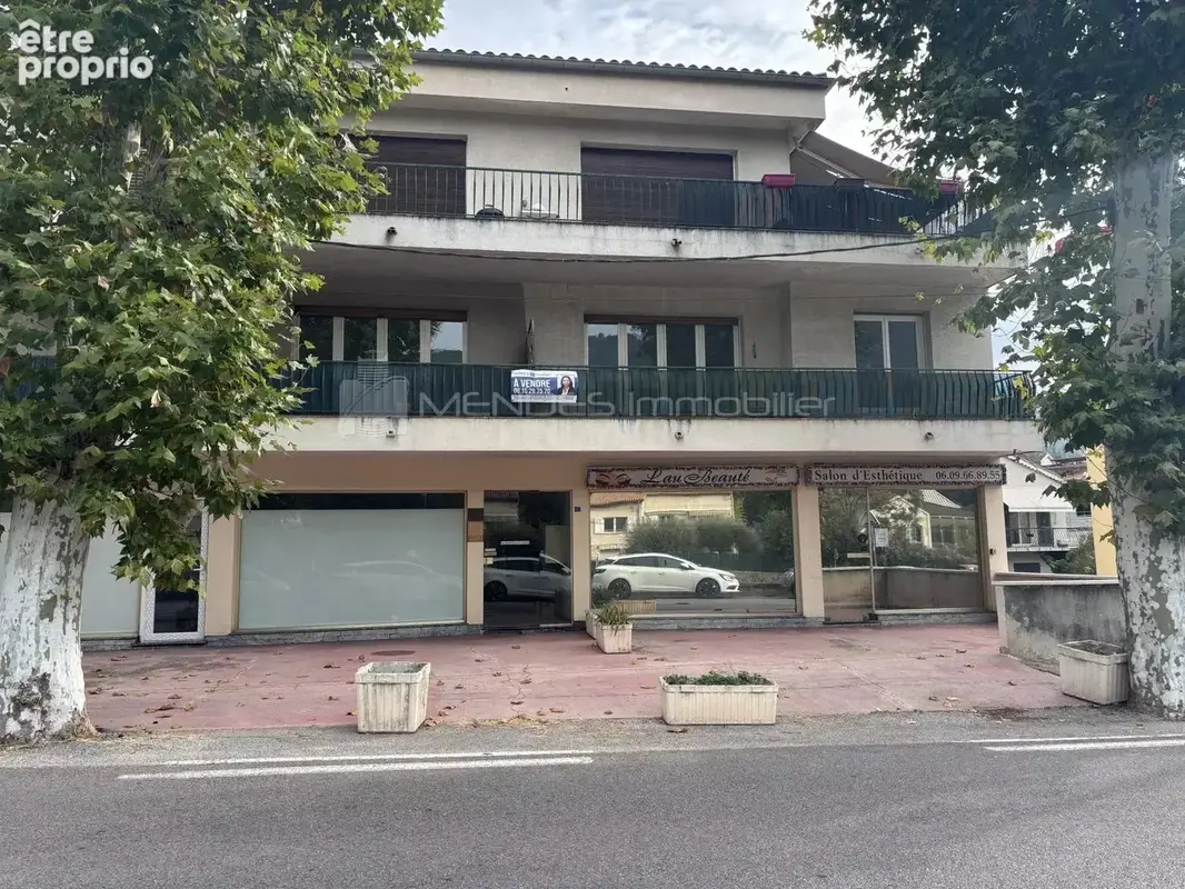 Photo Commerce à Contes au prix de 115 500€
