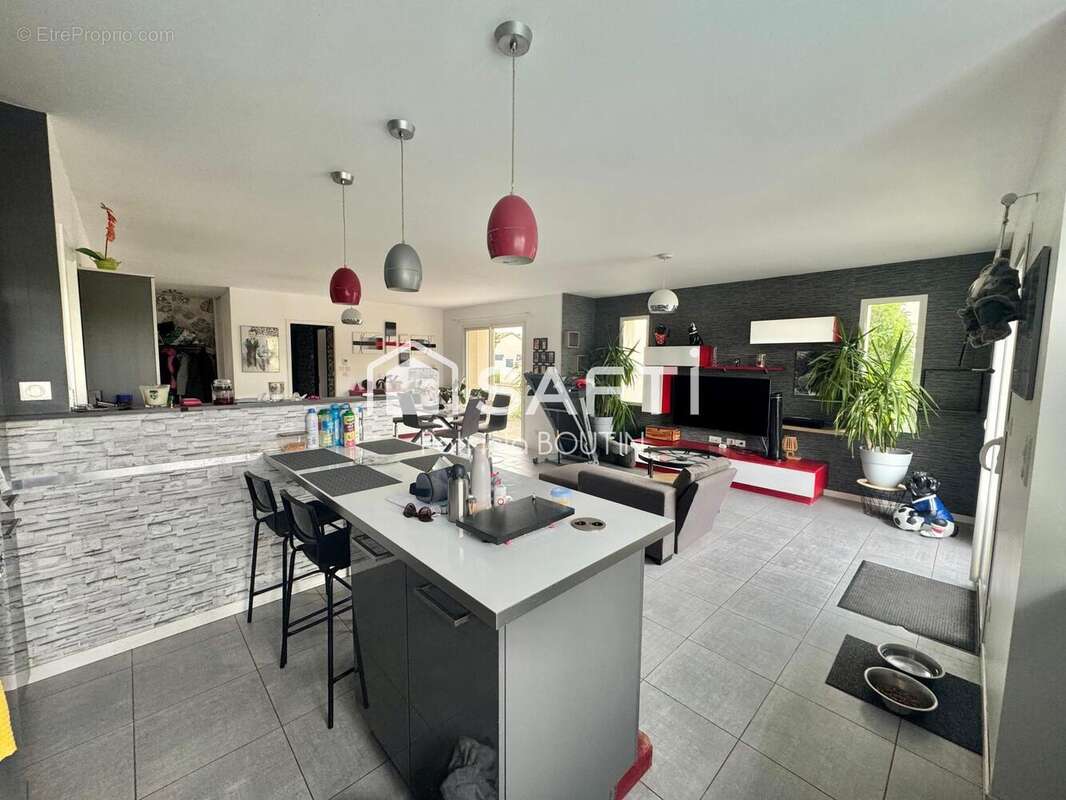 Photo 2 - Maison à LA CRECHE