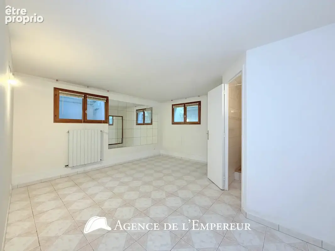 Maison 7 pièces buzenval - photo 24