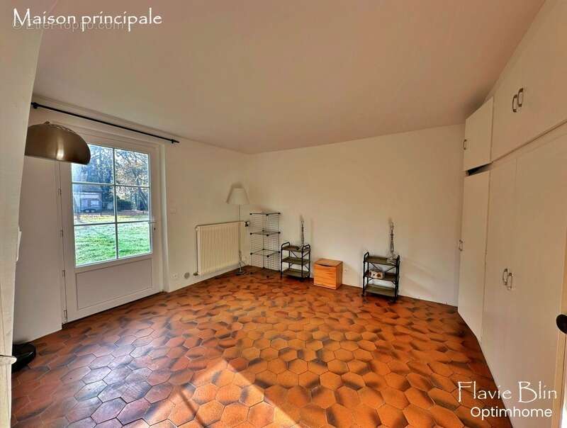 Maison à SYLVAINS-LES-MOULINS