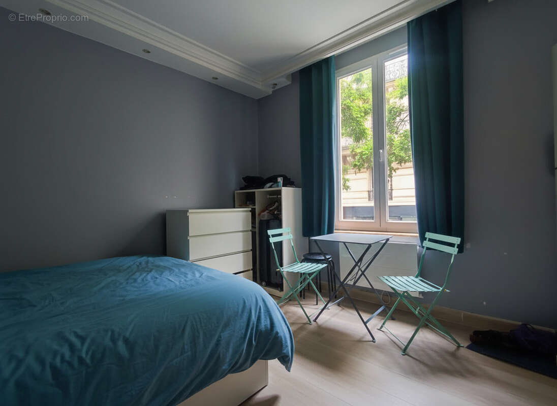 Appartement à PARIS-2E