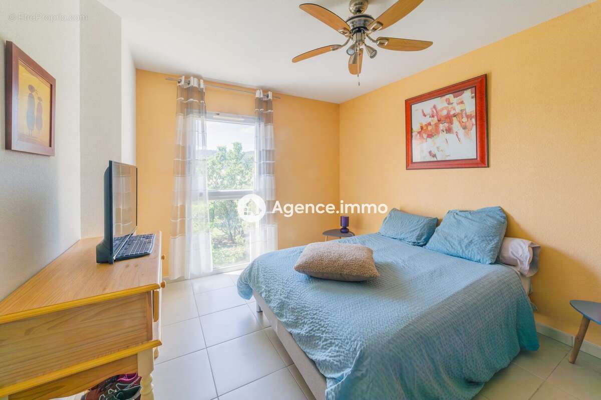 Appartement à LE LUC