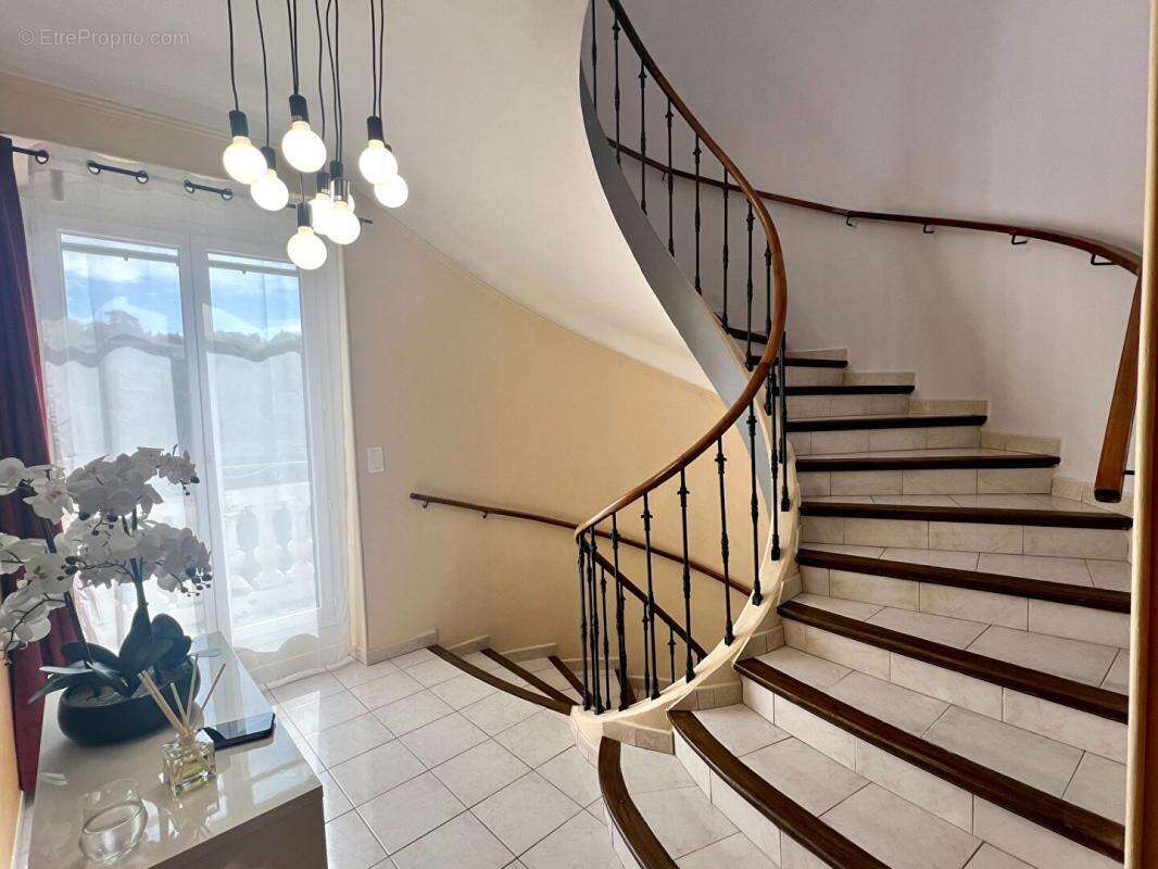 Appartement à APT
