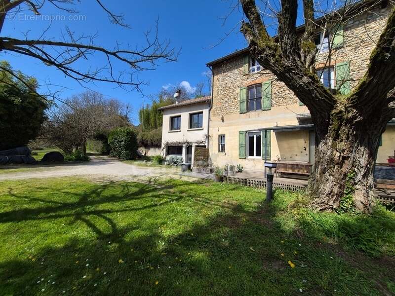 Maison à ROMANS-SUR-ISERE