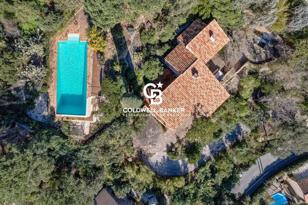 Maison à RAYOL-CANADEL-SUR-MER