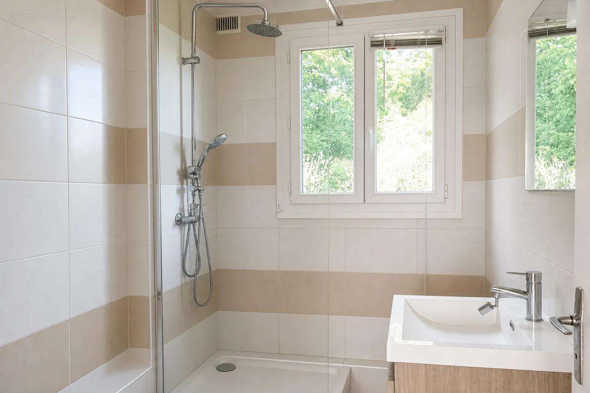 Bel appartement lumineux de 52 m² avec vue dégagée - photo 11