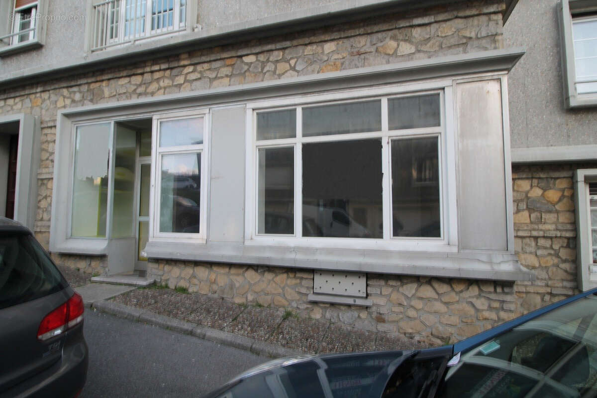 Investisseurs appartement au rez de chaussée d'une résidence en centre ville - photo 15