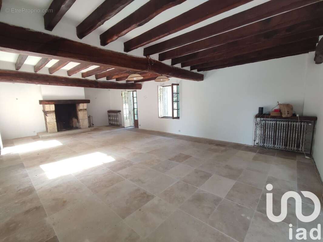 Maison 278 m² à Noyen-Sur-Seine  - photo 2