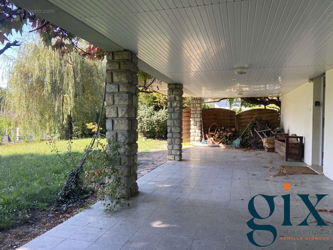 Maison à SAINT-ISMIER