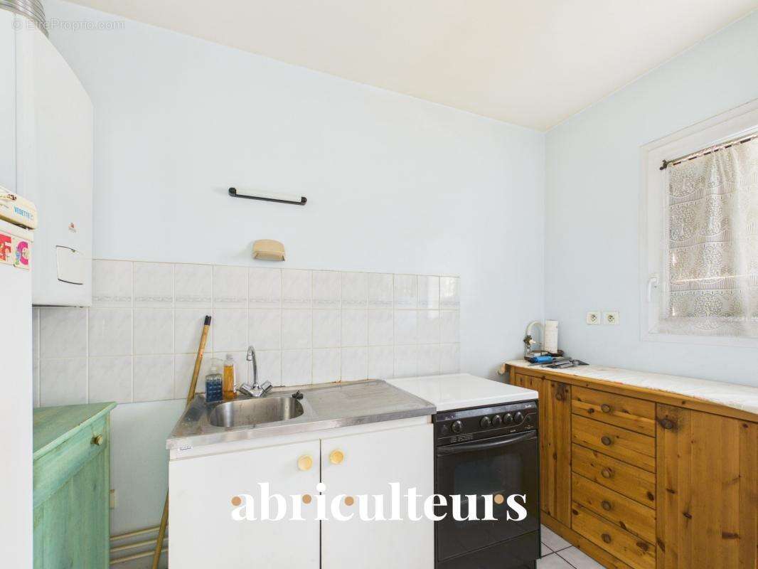 Appartement à VILLENEUVE-LA-GARENNE