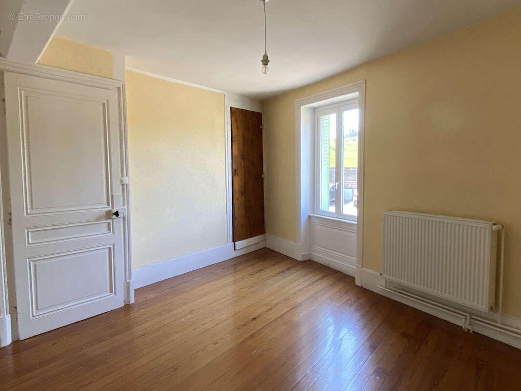 Maison de ville à VENDRE à Marcilly-d'Azergues - IDEAL 1er ACHAT ou investissement - photo 3
