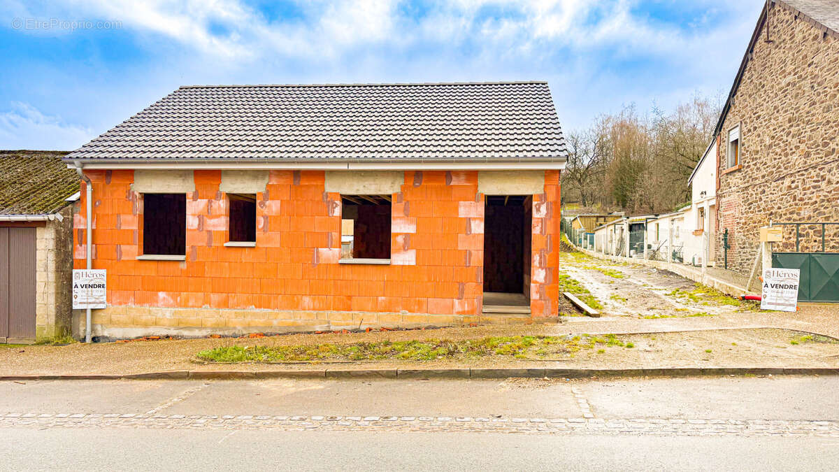 Maison à LES MAZURES