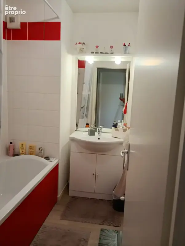 Appartement 40 m² à Saint-Nazaire  - photo 8